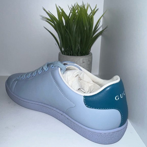 GUCCI Interlocking G Logo Leather Sneakers - Picture 2 of 16